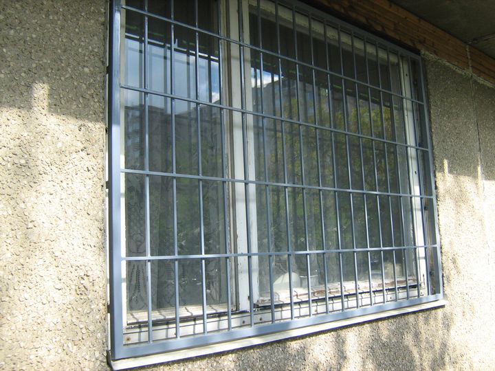 Ablakrács, védőrács, rács, ablakvédőrács, ablakvédelem, ablakrácsok
